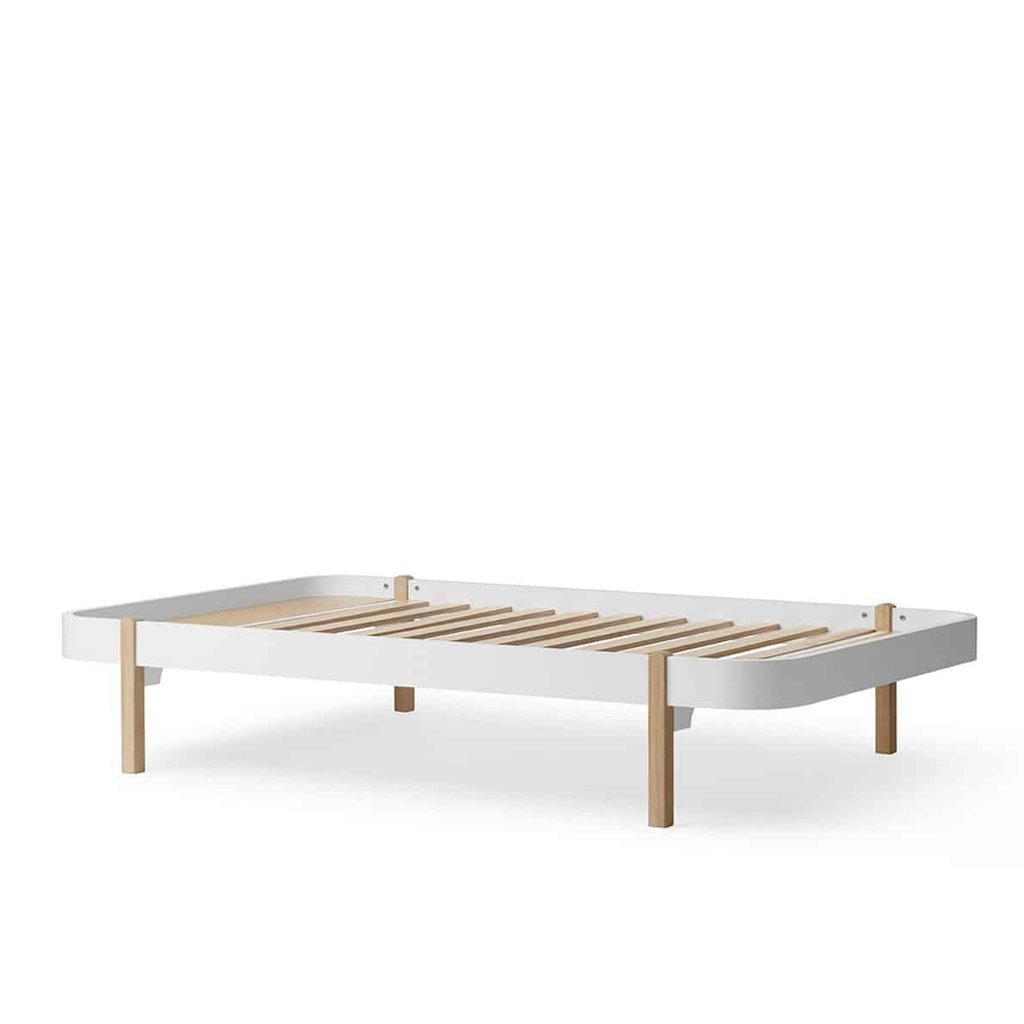Oliver Furniture Wood Lounger 120 Bett in weiß / Eiche