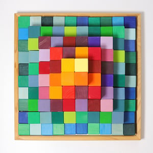 Grimm's Große Stufenpyramide