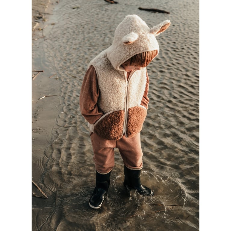 We are wovens Bodywarmer Ovi Latte 1