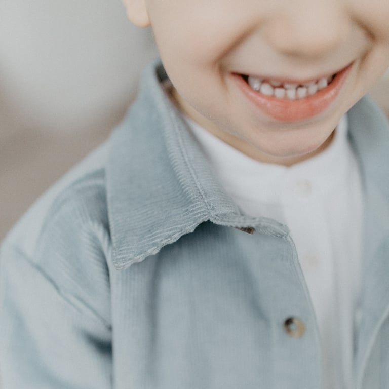 Leevje Cordhemd mit Brusttasche, clear blue 1