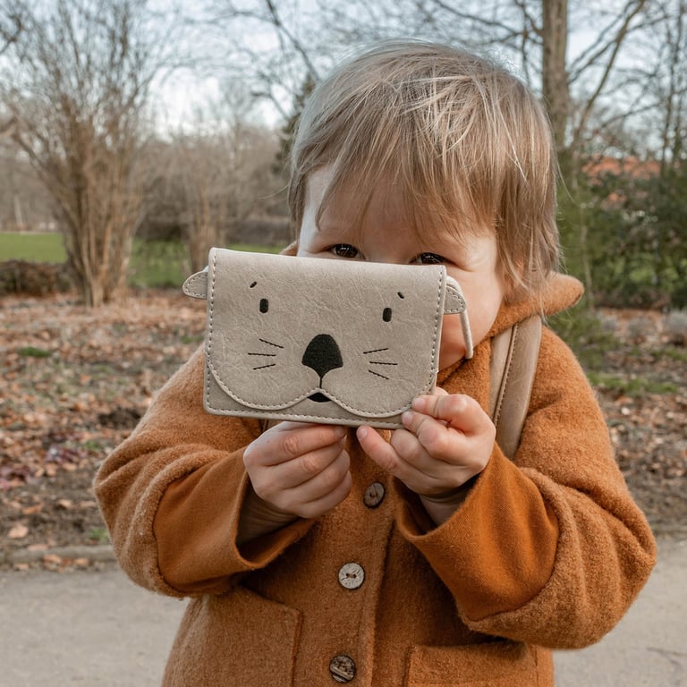 Little Who Brustbeutel Otter Laurin 1