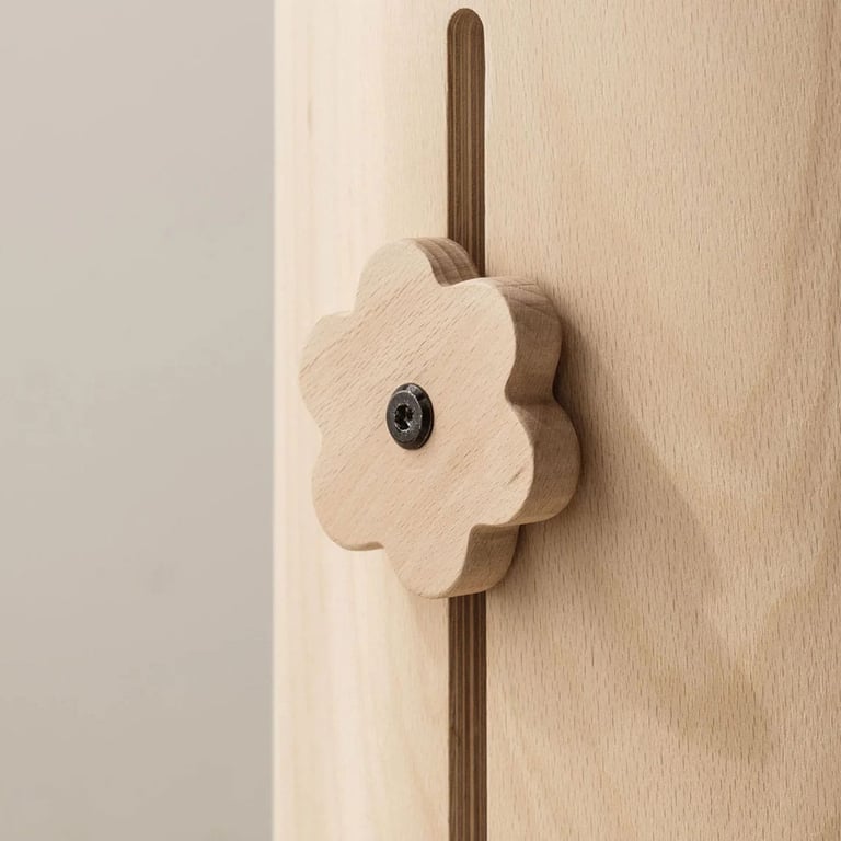 Nani Berlin Buchenknauf für 4in1 mitwachsendes Babybett Blume 1