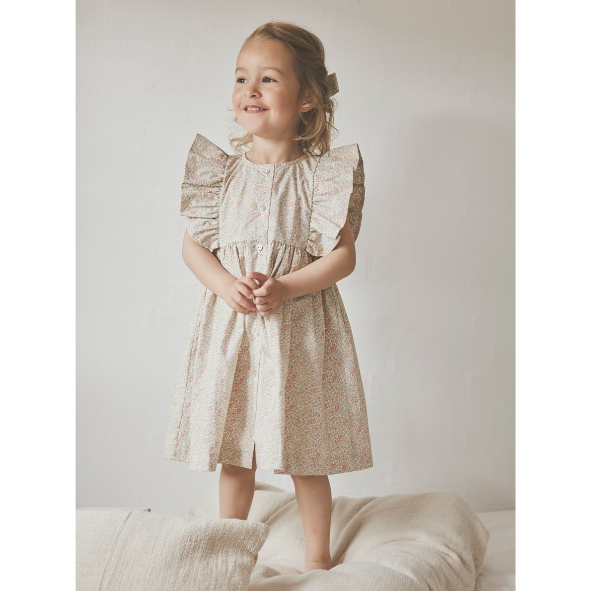 Huttelihut Kleid Liberty Fabric, Double Cream – Bild 3