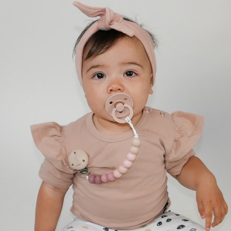 Chewies & more Schnullerkette Ombre Rose 1