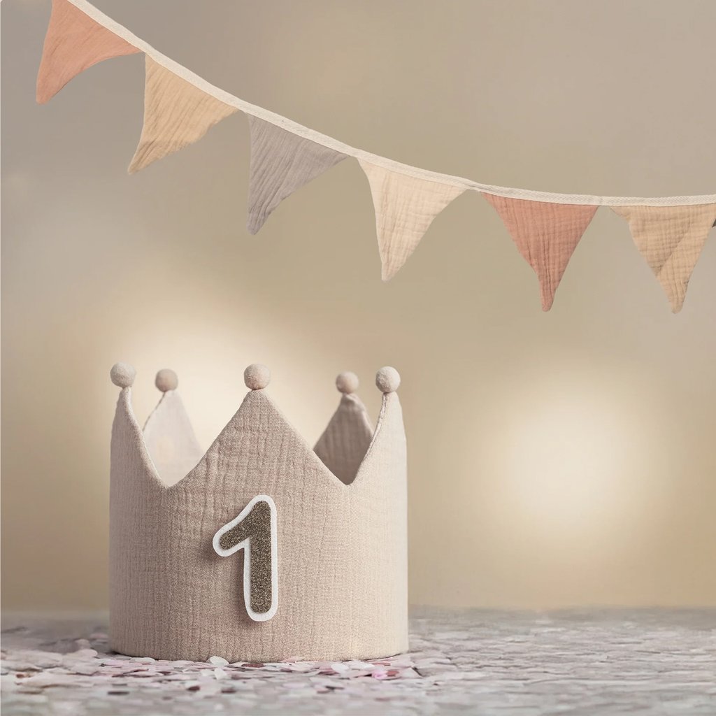 Little Goods Musselin Geburtstagskrone inkl. Wimpelkette beige/beige