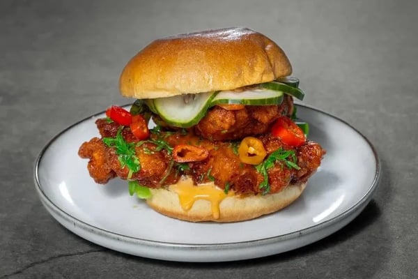 Majestic crispy chicken burger