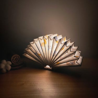 Handmade Floral Lamp, Blue Decor for Unique Natural Gifts, Blue Hydrangea Flower for Room Aesthetic, Perfect for Housewarming Gifts for Her 