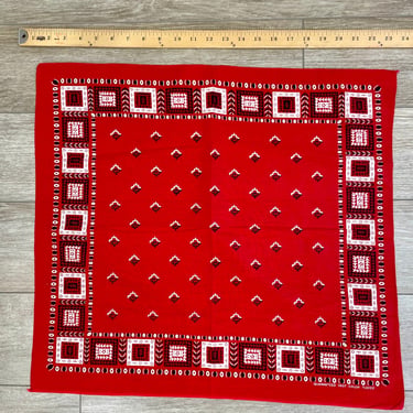 Vintage 1960s 1970s Red and Black cotton Bandana, handkerchief American Western style, farmer chic with square geometric border print 