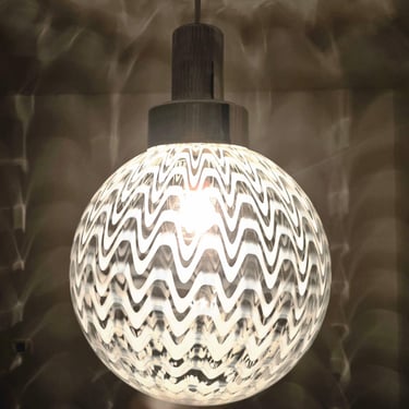 Murano ball chandelier / Transparent and white Murano / 1970s, Italy / Zig-Zag Blown Glass – Vintage / spiral / modern chandelier 