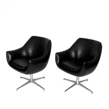 Pair of Swiveling Stow Davis 
