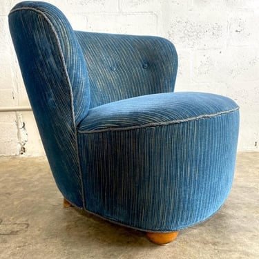 1940s Danish Mid Century Barrel Lounge Chair 