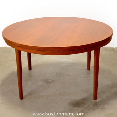 Dyrlund “Lotus” Round Dining Table with Hidden Expandable Leaves - #A2261