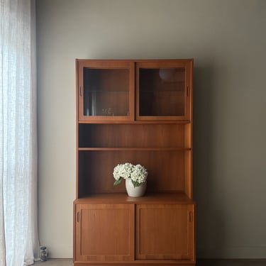 Hundevad Danish teak display hutch