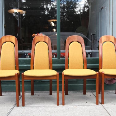 Set of 4 Scandinavian 70's teak dining chairs | Free delivery in NYC and Hudson Valley areas 