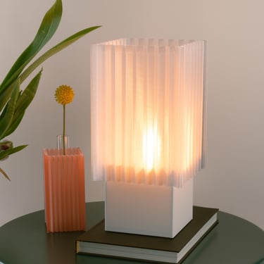 VERSE Table Lamp by Honey & Ivy - Modern Geometric Ambient Lighting 