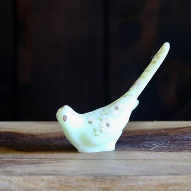 Vintage Uranium Glass Fenton Long Tail Bird Figurine, Elegant Spring Decor, Satin Glass Bird with Daisy & Frit, Nostalgic Grannycore 