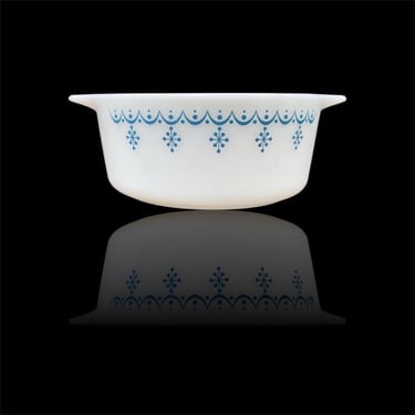 Vintage Pyrex Snowflake Garland Casserole Dish – Blue & White Oven Ware Milk Glass – 1.5 Quart – Mid Century Kitchen Decor (No Lid) by LeChalet