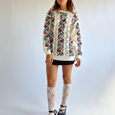 Vintage 1990s floral bobble knit jumper / cream wool cottage sweater / textured bubble knit pullover 