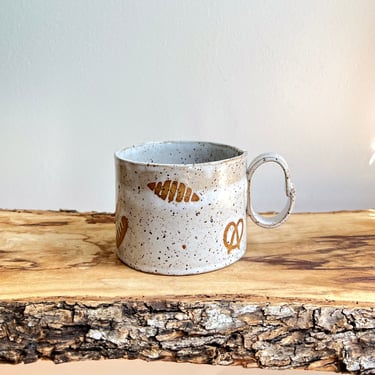 I Love Breads Mug - 11oz 