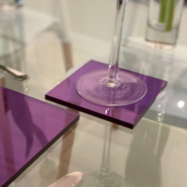 4 PURPLE SECEDA COASTERS Purple Acrylic Coasters, Chofa Home, Purple Coasters, Acrylic Square Coasters, Contemporary Dining Table Decor 