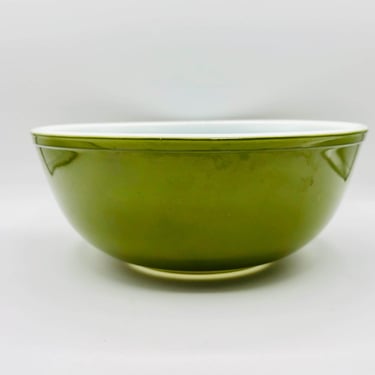 Vintage Pyrex Avocado Green #403 Solid Color Nesting Mixing Bowl — 4‑Quart Large Retro Mid‑Century Kitchen by LeChalet