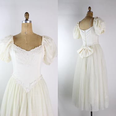 80s Ivory/ White Wedding Dress / Puffy Sleeves / Cream Tulle Dress / Bow Dress / Wedding Dress Cream Color Princess Bridal Gown / Size S/M 