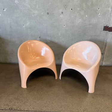 Pair of Flesh Pink 1960s Fibrella Patio Chairs