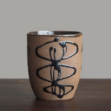 Japanese Pottery Tea Cup | Icchin Raised Glaze Decoration 