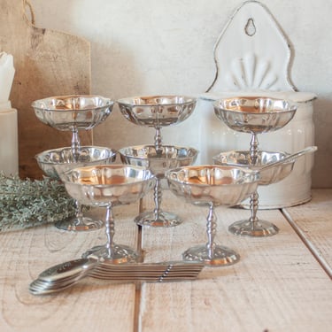 Set of 8 Vintage Stainless Steel Dessert or Cocktail Cups 