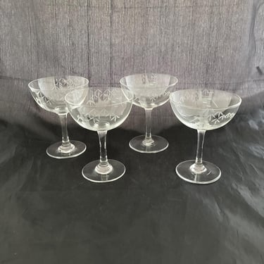 Set of 2 Mid Century Modern Sasaki Bamboo Etched 4 OZ Vintage Cocktail Coupe Glasses, Retro Antique Champagne Saucers, Tiki, Martini Glasses 