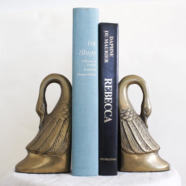 Vintage Brass Swan Bookends, Hollywood Regency Decor, MCM Bird Figurines, Library Office Bookshelf Decor, Gift for Book Lovers 