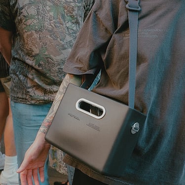 Parsel East West Clutch, Small, Deep