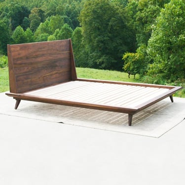 NcRsS02 Solid Hardwood Bed, Slanted headboard, thin profile, angled legs; NcRnS02,Slanted headboard, thin profile, turned legs natural color 