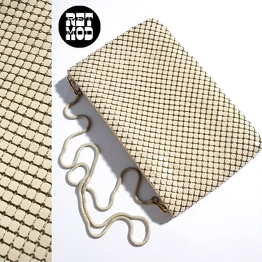 Fab Vintage 70s 80s Cream-Colored Mesh Metal Chain Link Clutch / Shoulder Purse 
