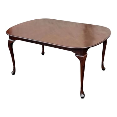 Late 20th Century Harden Furniture Solid Cherry Queen Anne Dining Table With Two Leaves 