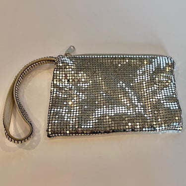 Vintage LORD & TAYLOR Silver Mesh Wristlet Bag Y2K Party Purse  Evening Clutch 2000s Disco Style Small Shiny Chainmail Mini Handbag 