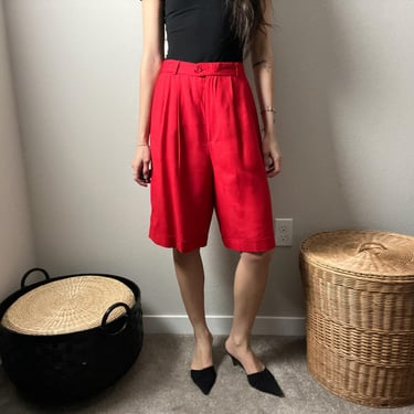 80s 90s vintage red minimalist high waisted pleated trouser bermuda shorts 