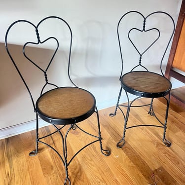 Pair Of Vintage Ice Cream Parlor Accent Side Patio Chairs LOCAL PICK UP Only In The Atlanta Area 