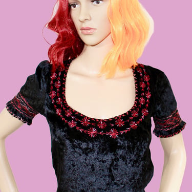 Vintage BETSEY JOHNSON Top Blouse, 90s, Y2K, Black Velvet, Embroidered, Peasant, Goth, Milkmaid, Boho, 1990s 