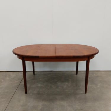 Vintage Mid Century Modern Teak Extendable Dining Table by G Plan 