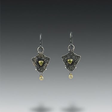 Faceted peridot earrings with diamonds, sterling silver and 22kt gold, 