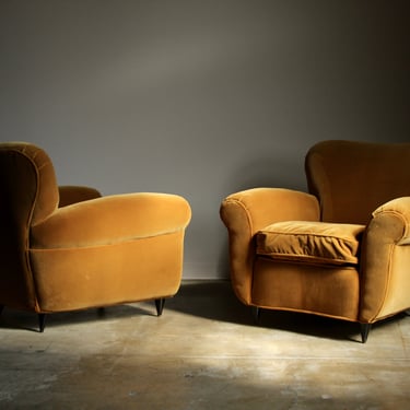 Pair of Lounge Chairs Attributed to Paolo Buffa, 1940s