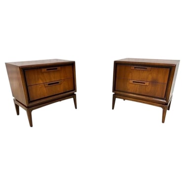 Mid-Century Modern Broyhill 2-Drawer Walnut Nightstands - Set of 2 - Refinished! 