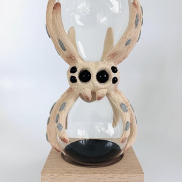 OOAK Jumping Spider Magnetic Hourglass, Handmade Polymer Clay Spider Sculpture, Weird Cute Desk Decor, Spider Lover Gift 