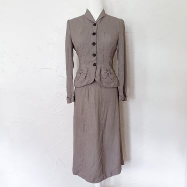 40s/50s Micro Check Houndstooth Rayon 2 Piece Skirt Suit with Bow Pockets Life Savers Suit by Kirkland Hall | Extra Small 