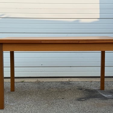 Vintage Danish Modern Teak Extendable Dining Table with Two Leaves 