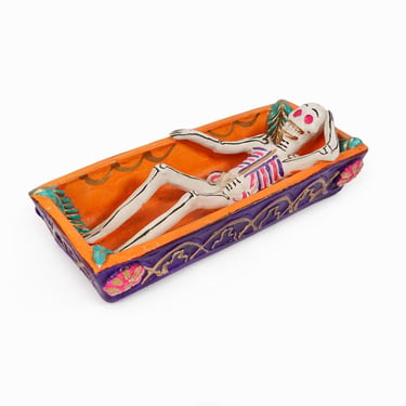 Vintage Ceramic Sculpture Day of the Dead Skeleton in Bathtub Mexico 
