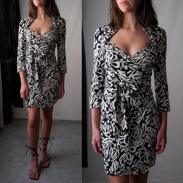 Vintage Diane Von Furstenburg Black & Ivory Silk Abstract Floral Print Mini Wrap Dress | 100% Silk | Y2K 2000s DVF Designer Silk Mini Dress 