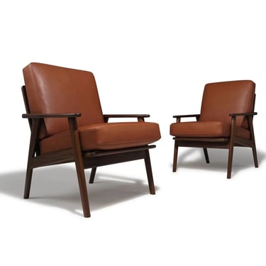 Mid-century Scandinavian Lounge Chairs in Saddle Leather