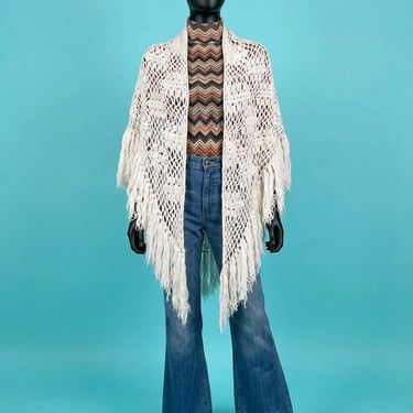 Vintage 1970s White Knit Crochet Shawl With Fringe 